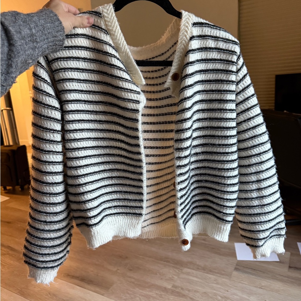 Striped Black and White Women's Sweater